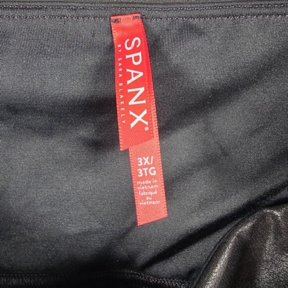 NWT‎ SPANX Shine Black Faux Leather White Stripe Legging 20187P PLUS Size 3X - Picture 8 of 15